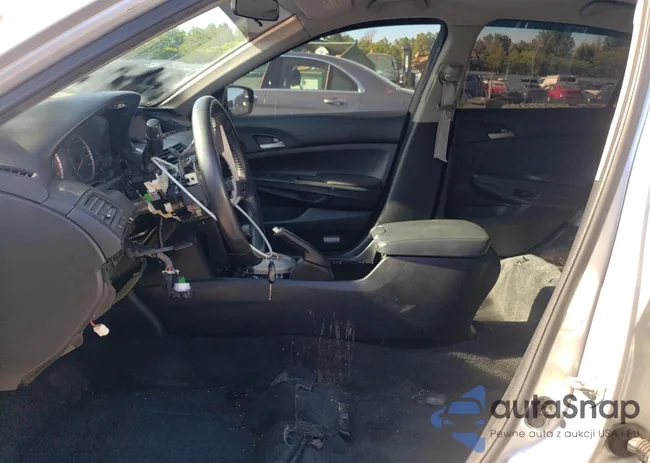 1HGCP2F64CA065059: 70211204