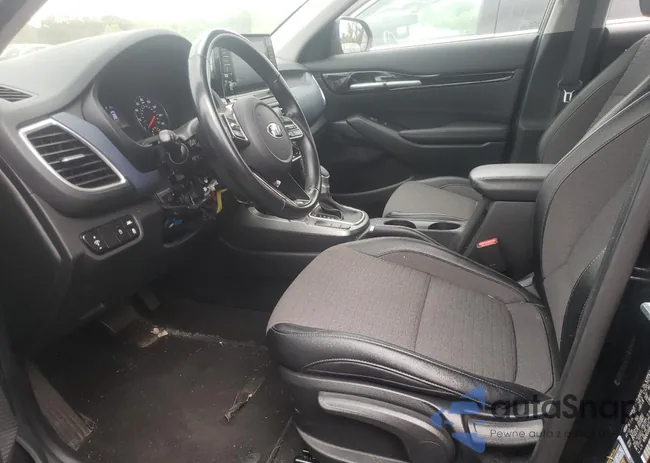 KNDEU2AA3M7044861: 71738464