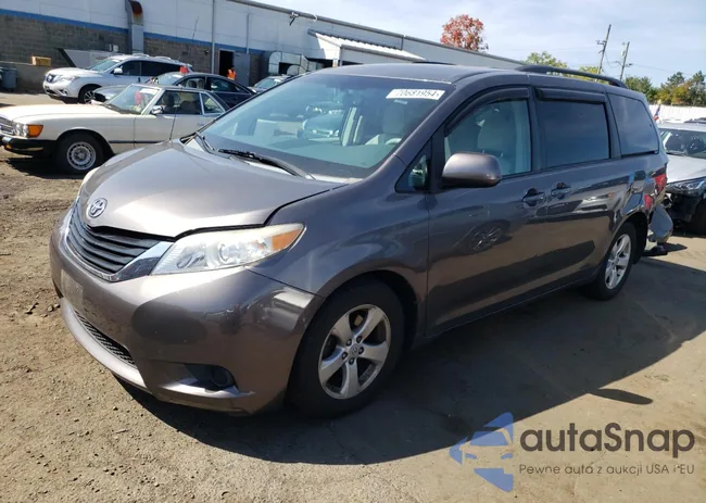 5TDKK3DC4CS228805: 70681954