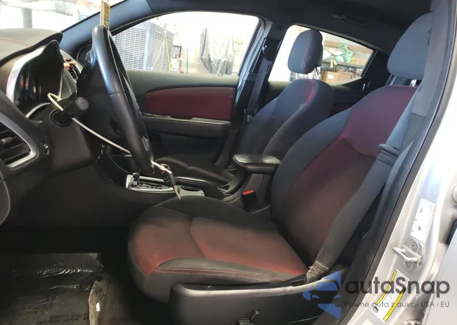 1C3CDZEG3CN332005: 71125844