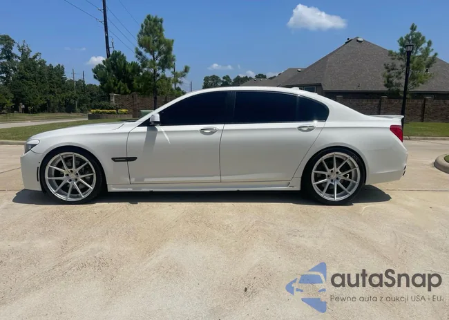 WBAKB8C58ACY64395: 80227115