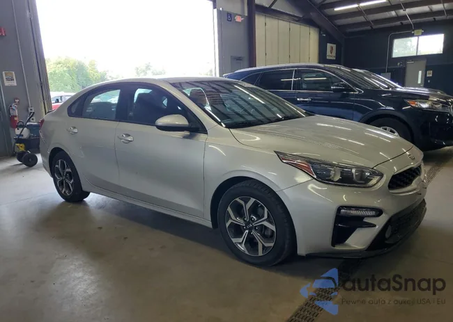 3KPF24AD4LE161122: 81517455