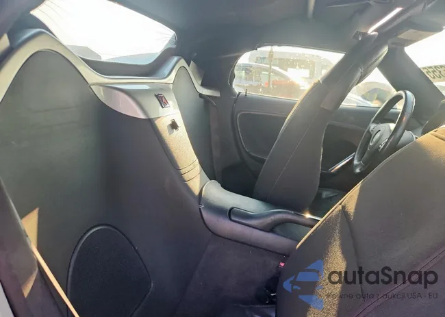 1G8MT35X79Y104008: 80136355