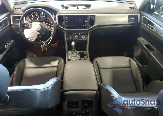 1V2KR2CA8JC575220: 71822655