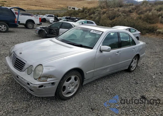 WDBJF70J01X051381: 70794855