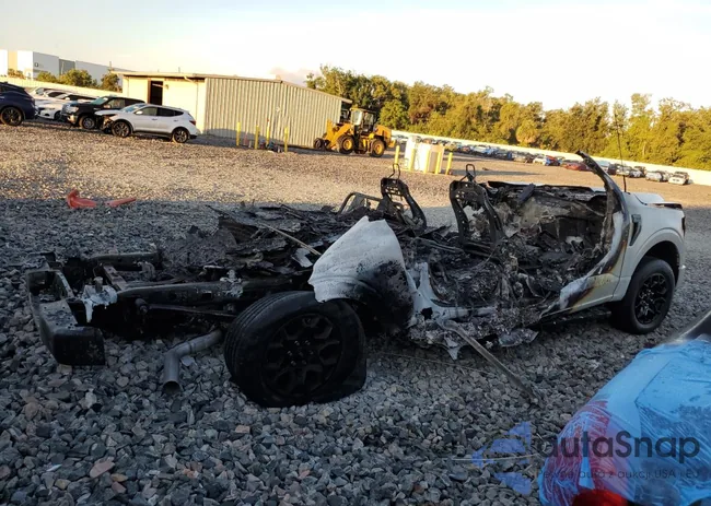 1FTEW3KP8RKD79184: 83860945