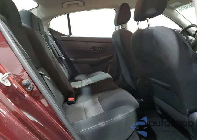 3N1AB8CV8SY325138: 71118155