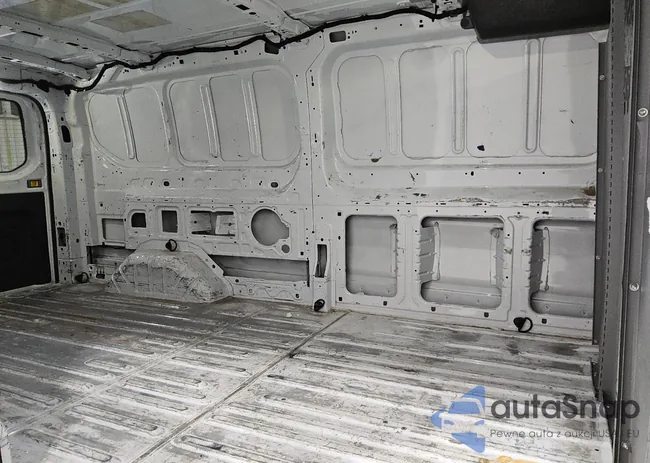 1FTYR2ZM3HKA60302: 81233595