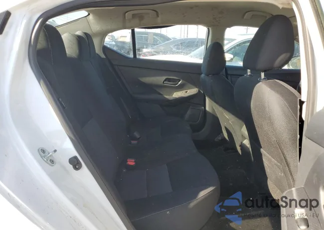 3N1AB8CV6RY321695: 80646425