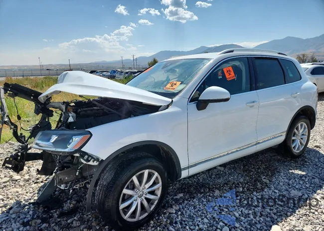 WVGEF7BP2HD005689: 70952655