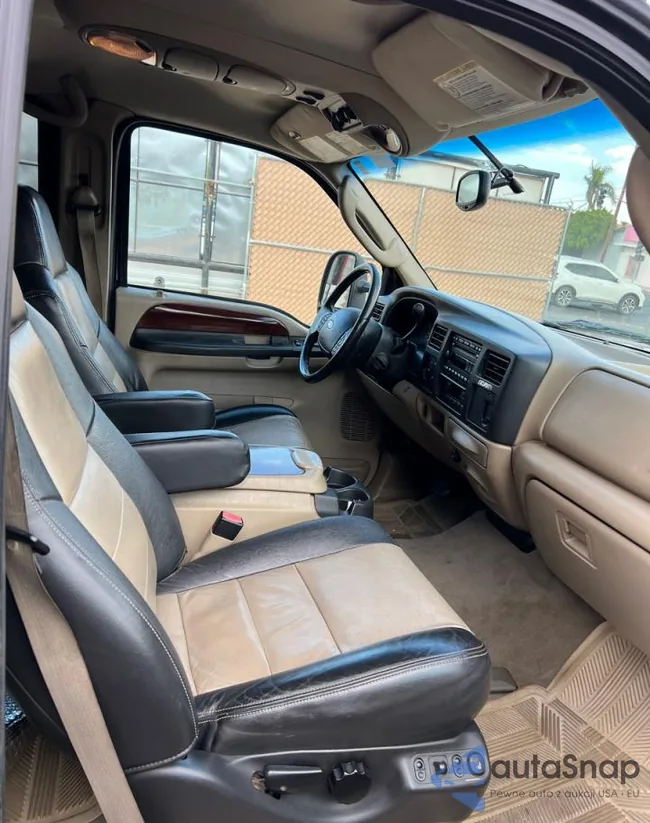 1FMSU45P85EA05897: 81699935