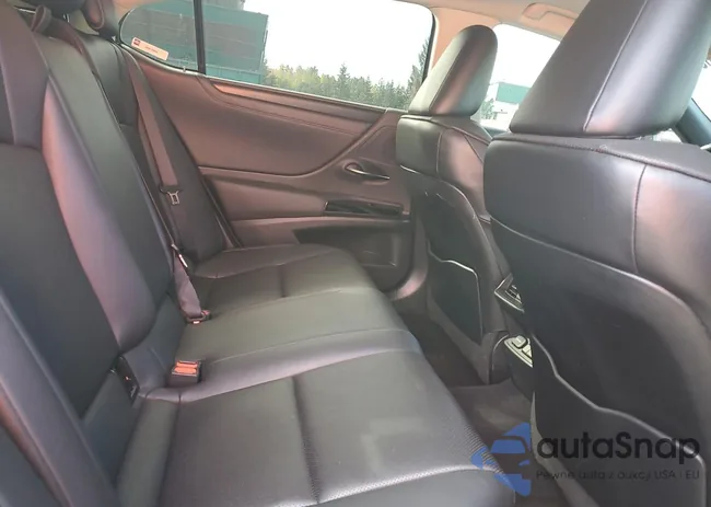 58ADA1C17NU021411: 81493765