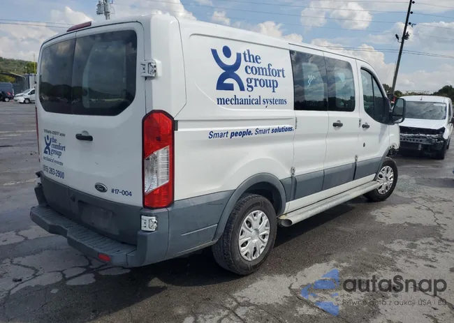 1FTYR1ZM8GKA22704: 71415525