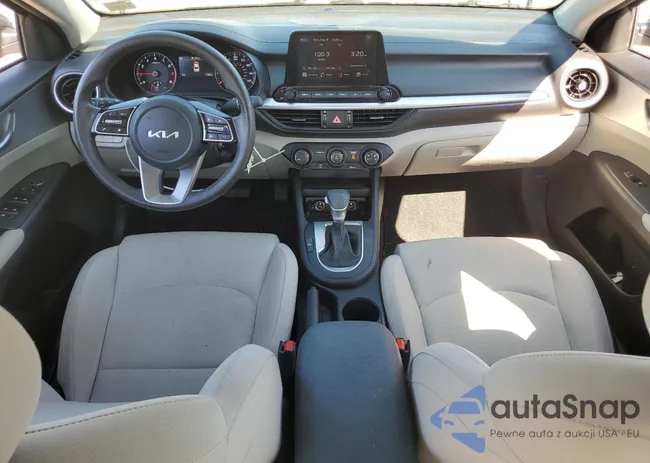 3KPF24AD4PE678832: 71557575