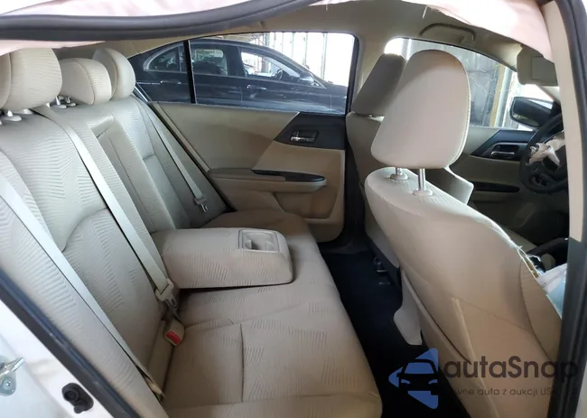 1HGCR2F34FA123417: 71509205