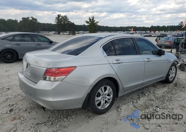 1HGCP2F43AA030637: 71188615