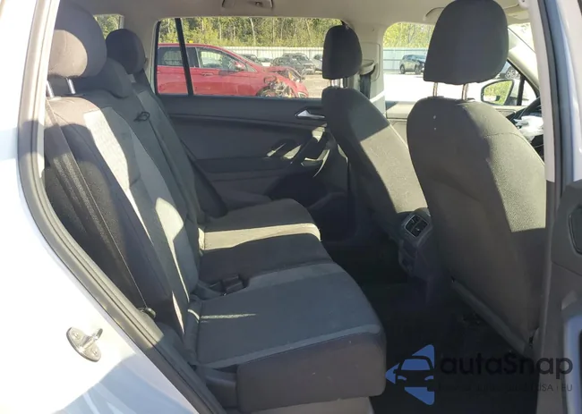 3VV0B7AX8JM021774: 70980585