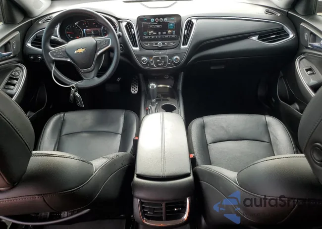 1G1ZE5ST8GF200573: 81621345