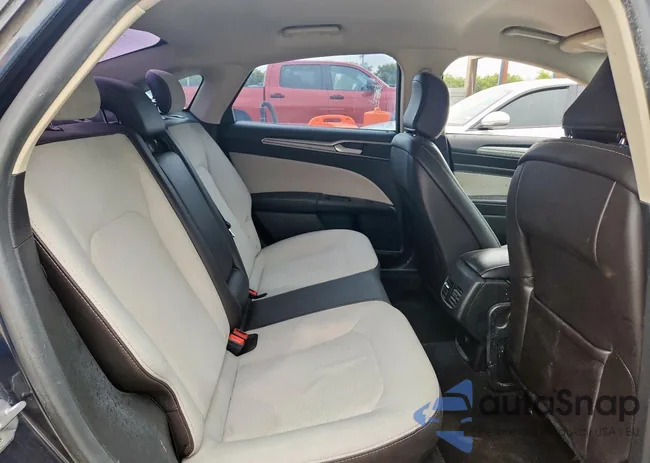 3FA6P0HD9LR198682: 71993545