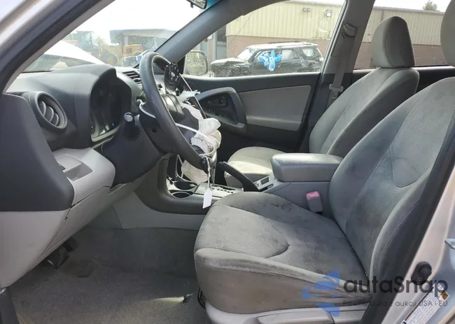 JTMBF33V19D019727: 81055575