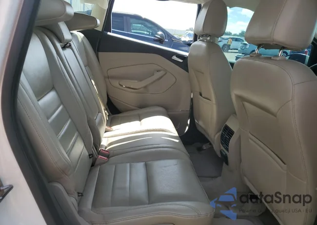 1FADP5BU5GL120143: 80498235