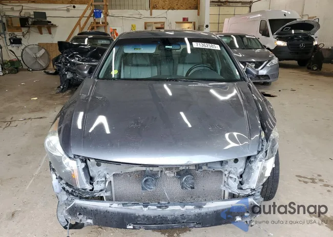 5KBCP36819B002556: 71362585