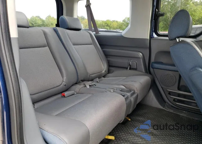 5J6YH28533L036334: 72041535