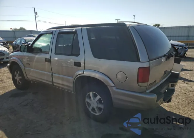 1GHDT13W8Y2215439: 81875385