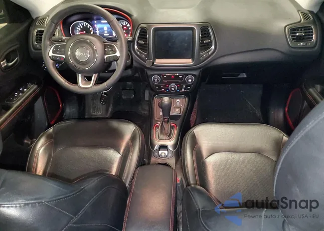 3C4NJDDB8JT234882: 84736525