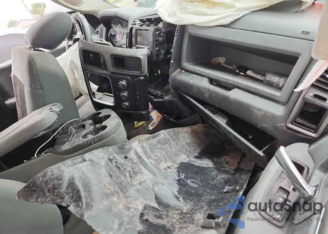 3C6LR4AT8HG707638: 81212675