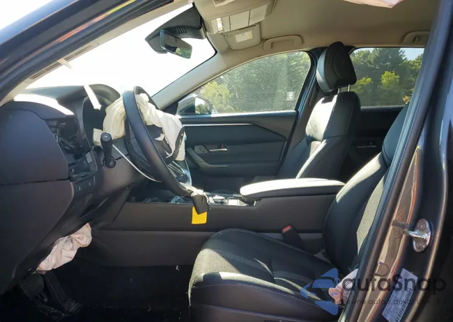 7MMVABAM6RN176633: 81024735