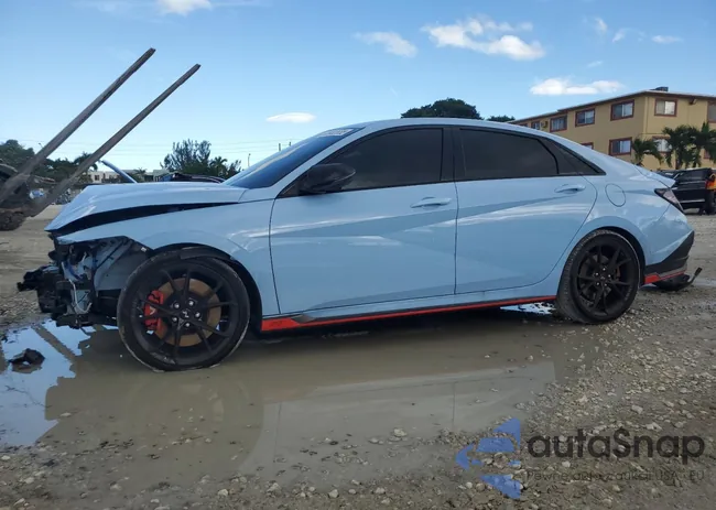 KMHLW4DK6SU026415: 82032555