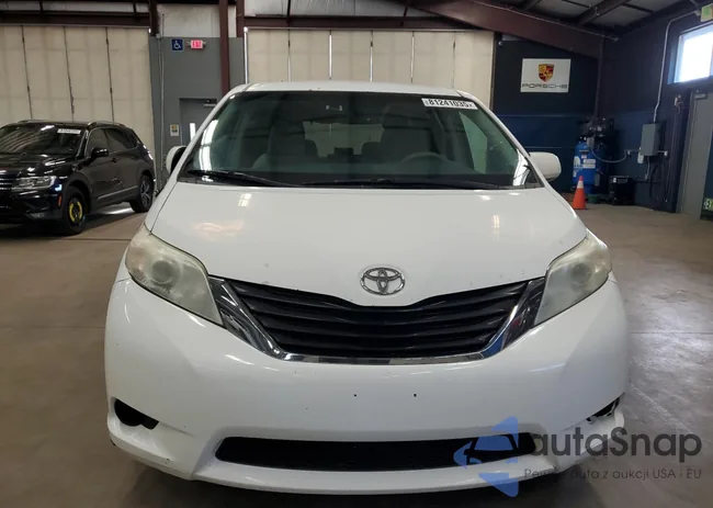 5TDKK3DC8CS183318: 81241035