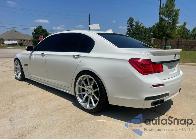 WBAKB8C58ACY64395: 80227115