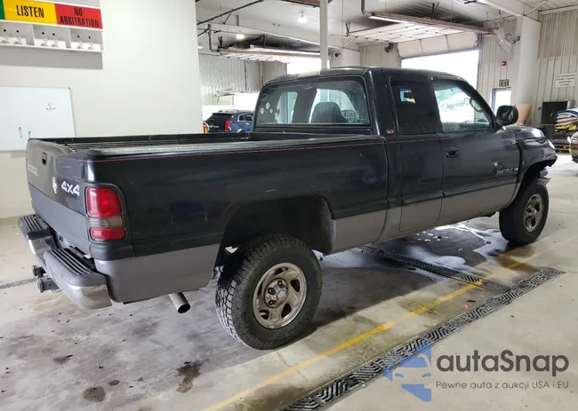 1B7HF13Z81J278318: 80915145