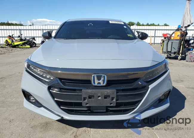 1HGCV3F2XNA037925: 81372095