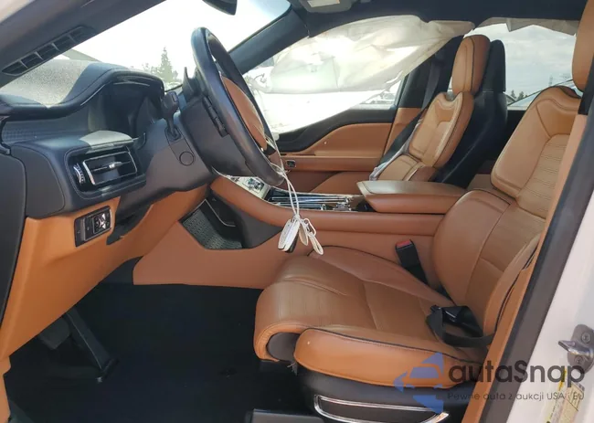 5LM5J9XC6LGL00945: 71284015