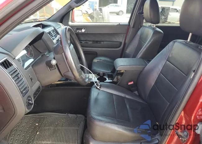 1FMCU9EG8BKB95120: 69080185