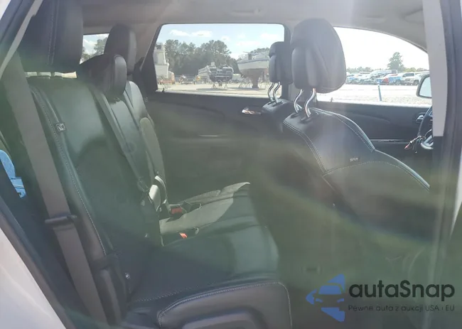 3C4PDCGG2HT576176: 81744995