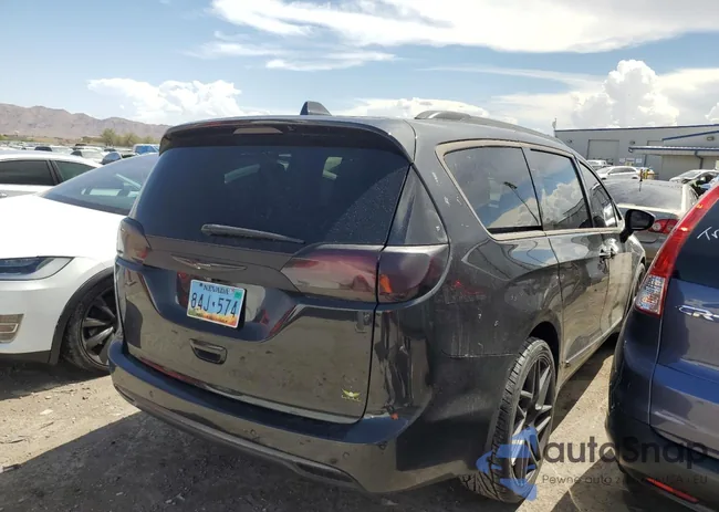 2C4RC1BG1HR702814: 71866975