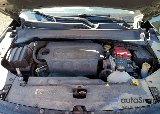 3C4NJDBB4KT812545: 81936155