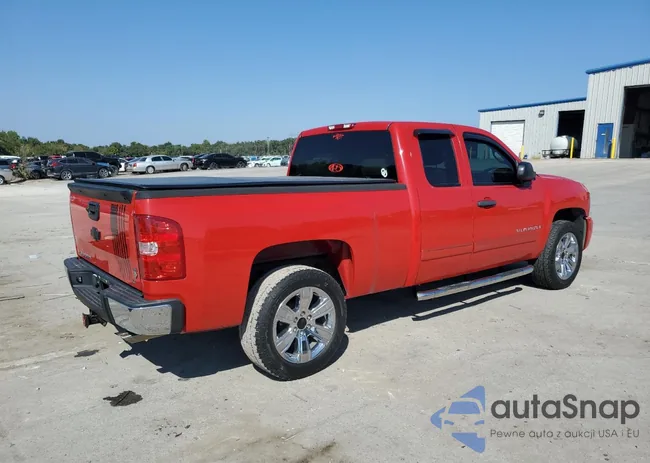 1GCEC19J17Z651903: 81744375