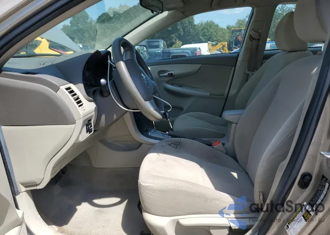 2T1BU4EE6AC371552: 71804285