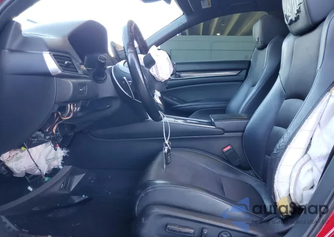 1HGCV2F31JA043822: 81233325