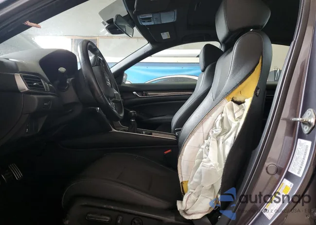 1HGCV2E30KA023564: 83807445