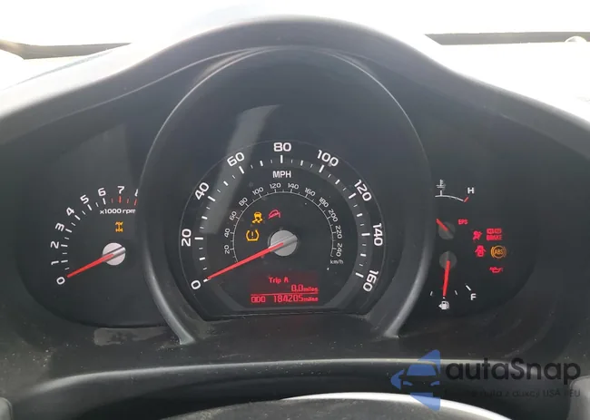 KNDPBCAC5F7739447: 82052245