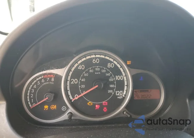 JM1DE1KY4E0178173: 81351395