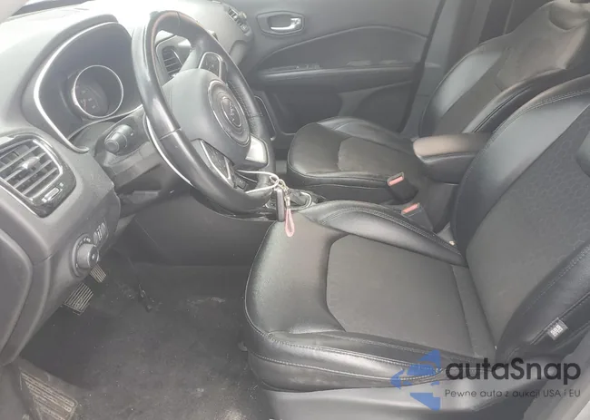 3C4NJDBB6JT432587: 71557415