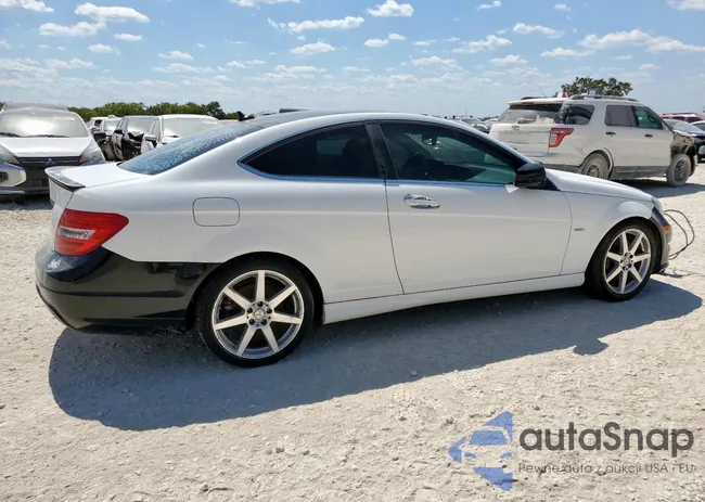 WDDGJ4HB7DG011248: 90697555