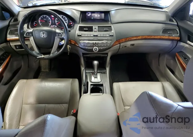 1HGCP2F89BA026905: 81444325